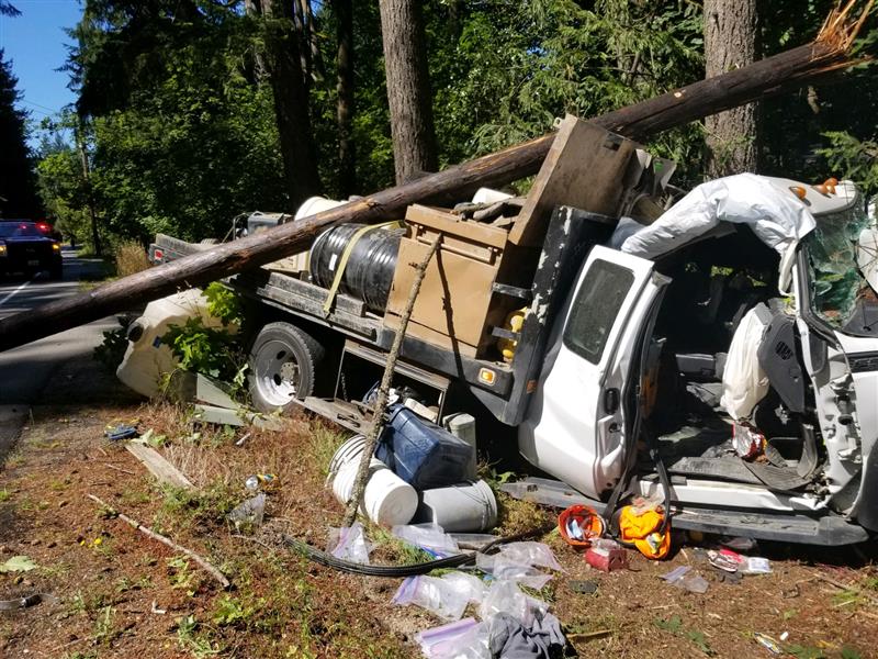 2020-07-08: Smashed Fence Truck Accident Cleanup